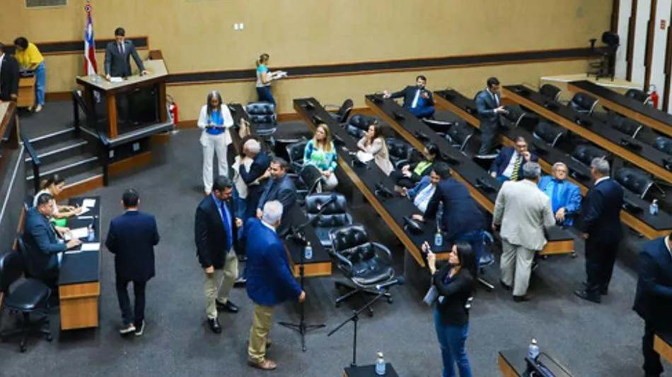 TJ-BA propõe ampliar número de desembargadores de 70 para 75