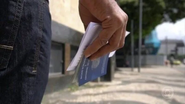 Bahia tem concursos públicos e processos seletivos abertos com salários de até R$ 30 mil