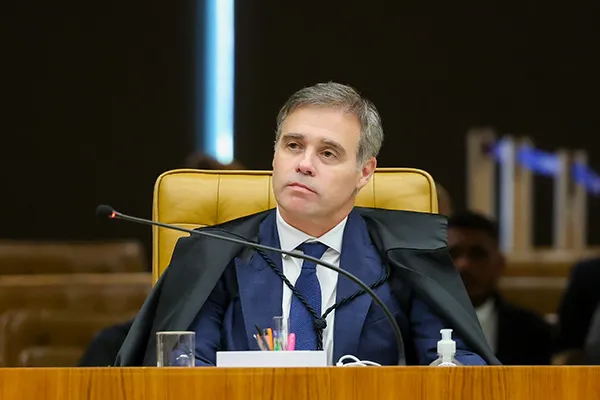 Ala do STF quer usar julgamento sobre CPIs para proteger ministros e evitar excessos em comissões
