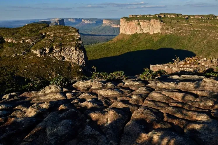 Bahia se destaca em ranking nacional de hospitalidade com destinos do litoral e da Chapada