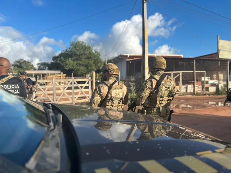 Mais de 70 pessoas são presas em operação da PF deflagrada na BA; um dos suspeitos foi encontrado na Bolívia